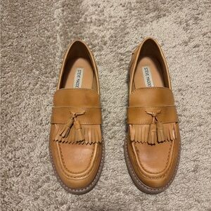 Steve Madden Brown Tassel Loafers